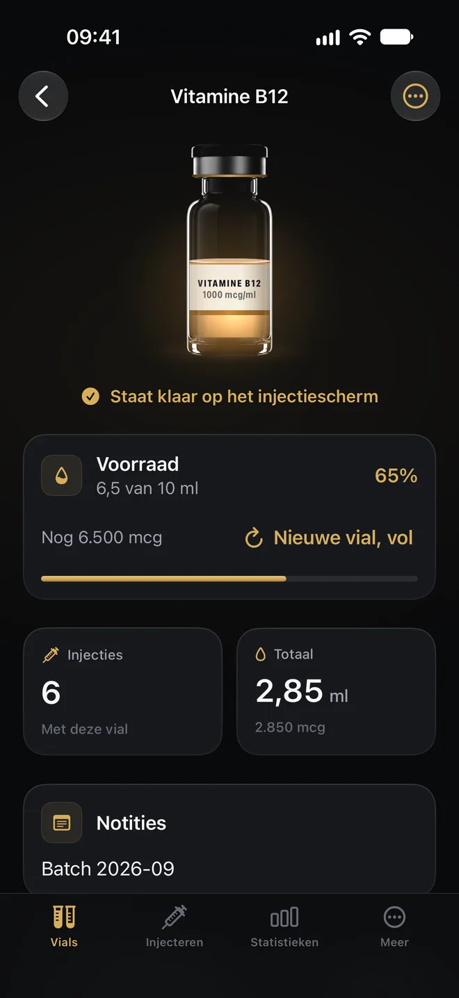 Een vial met zijn voorraad, het aantal injecties, het totaal en een notitie